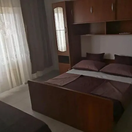 With Parking Space - 21200 Rogoznica (Sibenik-Knin)